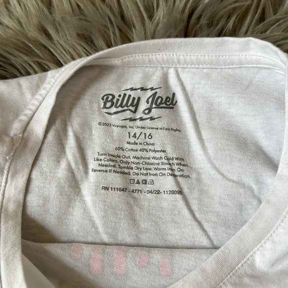Billy Joel World Tour 1984 T-Shirt - Picture 4 of 5
